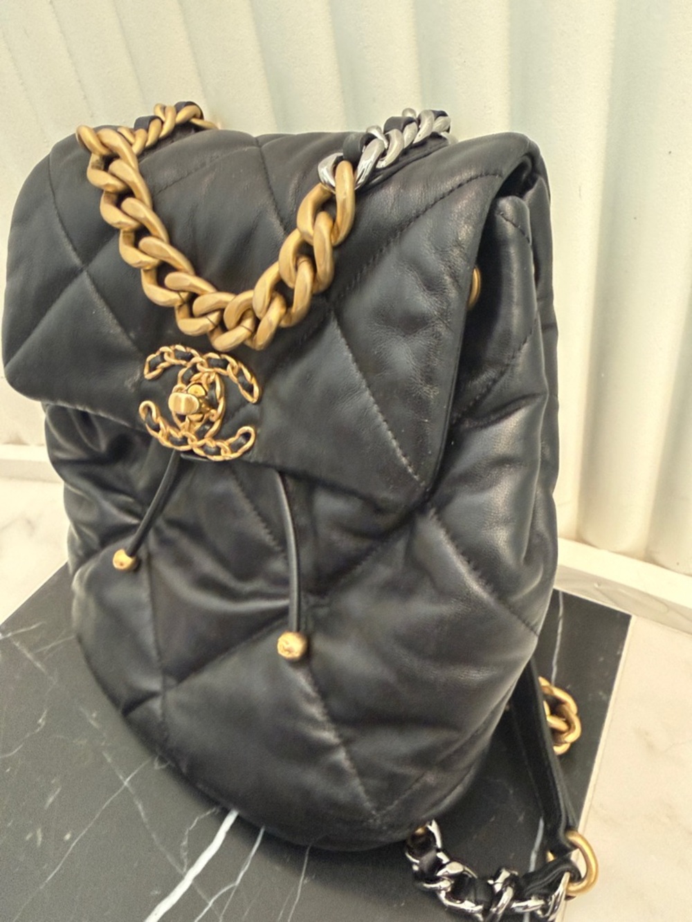 CHANEL 19 Black Quilted Leather Backpack with Mixed Metal Chain Trim - Picture 3 of 7